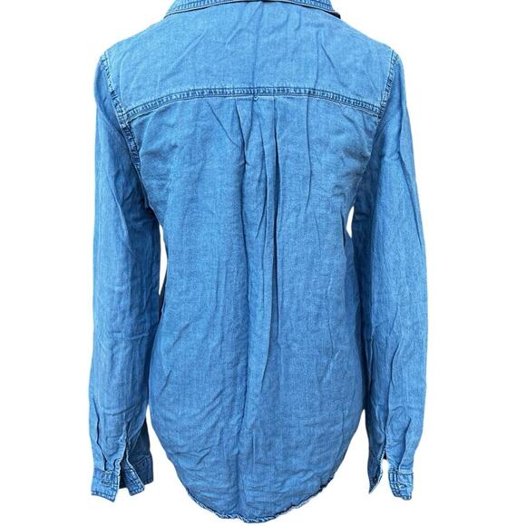Love Tree Chambray, button-down, long sleeve shirt, women's size M - Picture 5 of 8